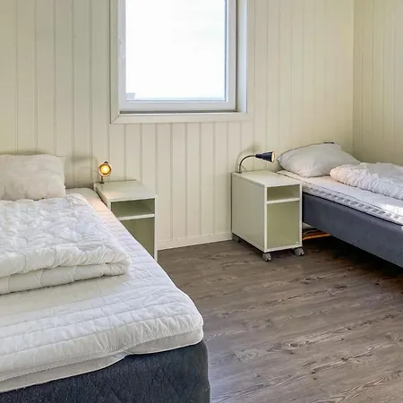 5 Bedroom Beautiful In * Kverva