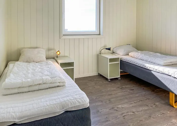 5 Bedroom Beautiful In * Kverven